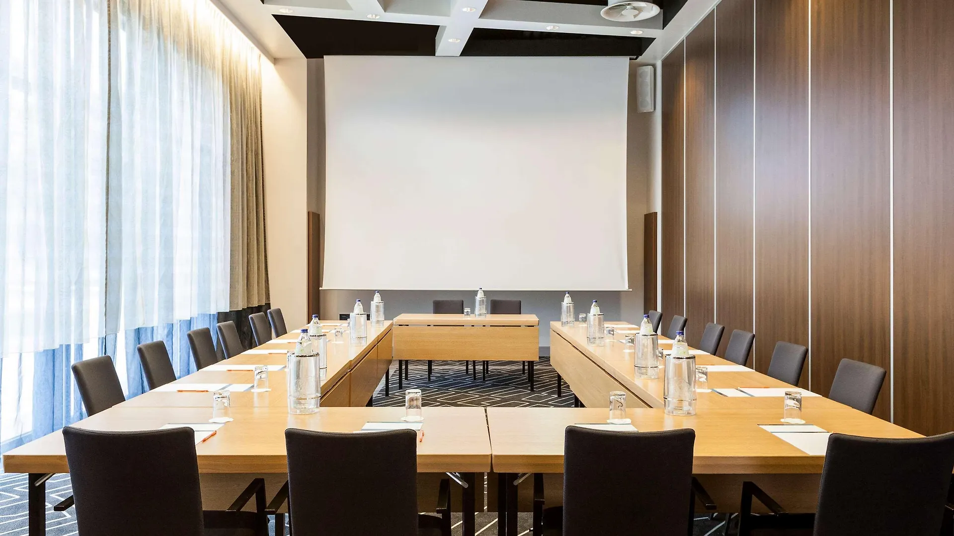 Novotel Amsterdam City Hotel