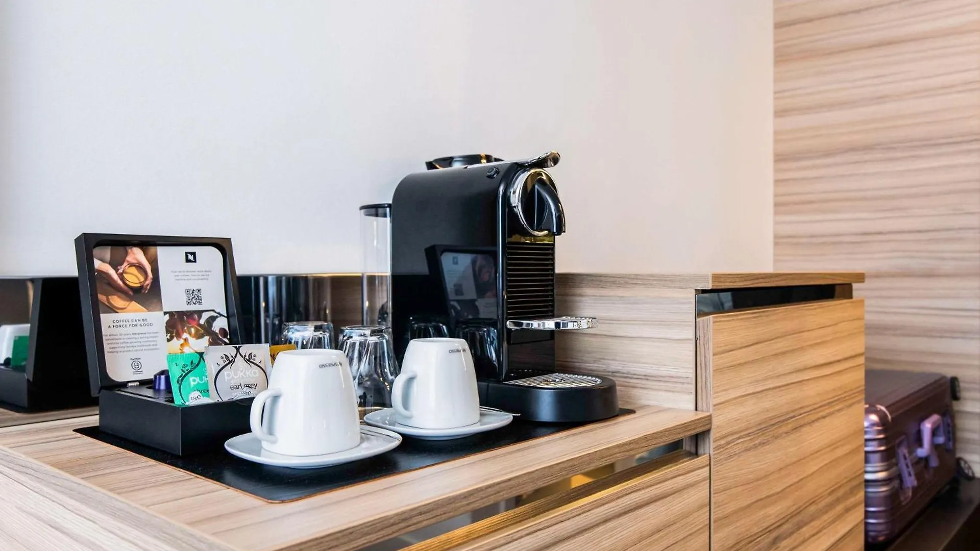 Novotel Amsterdam City 4*,